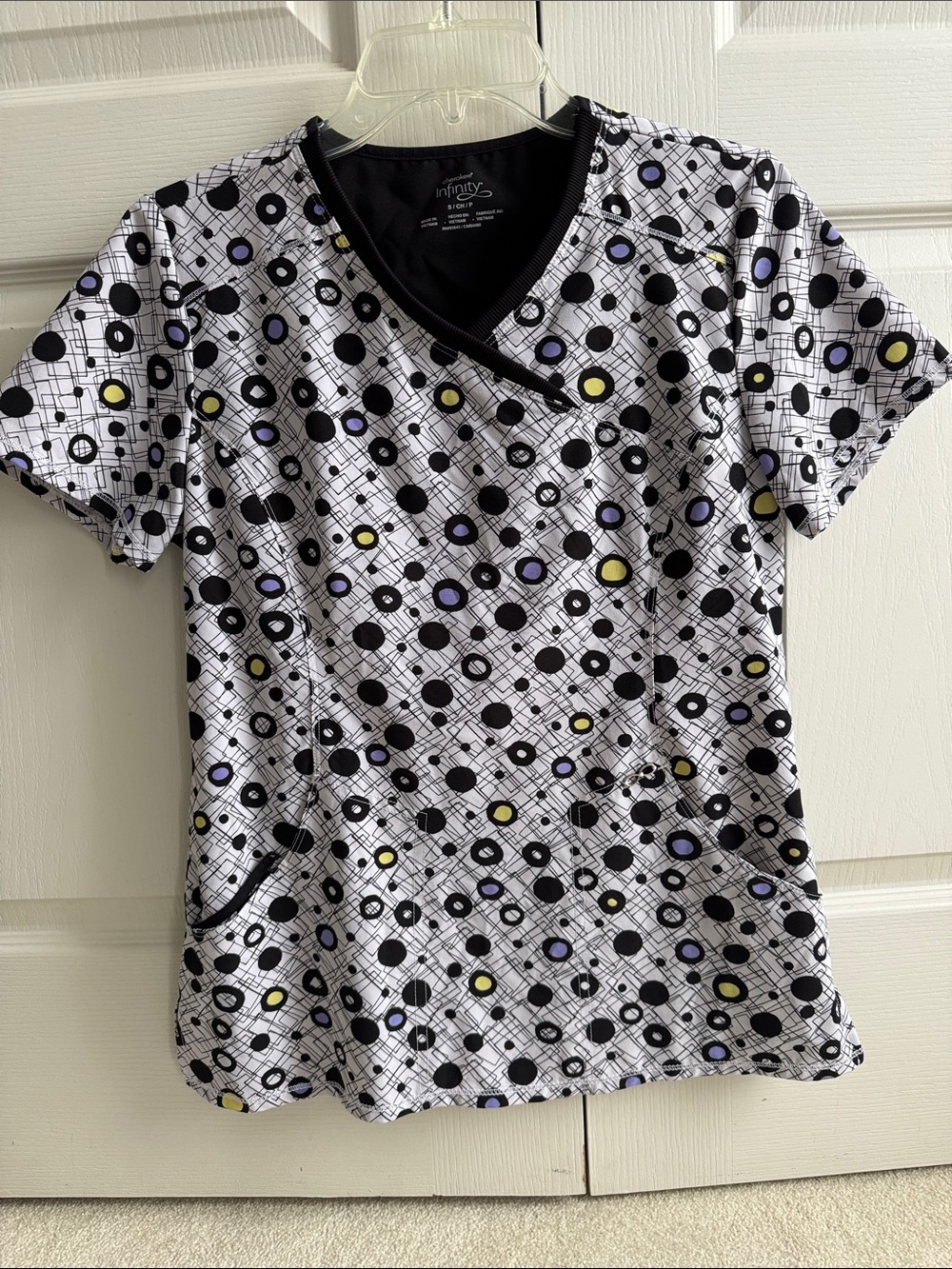 Cherokee Infinity Women’s White V-Neck Print Scrub Top
